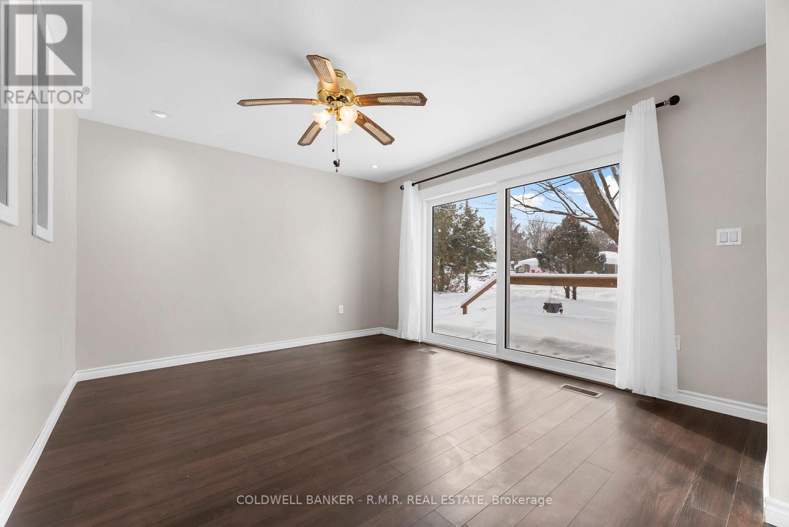 Property at 15 HAZEL STREET image 4