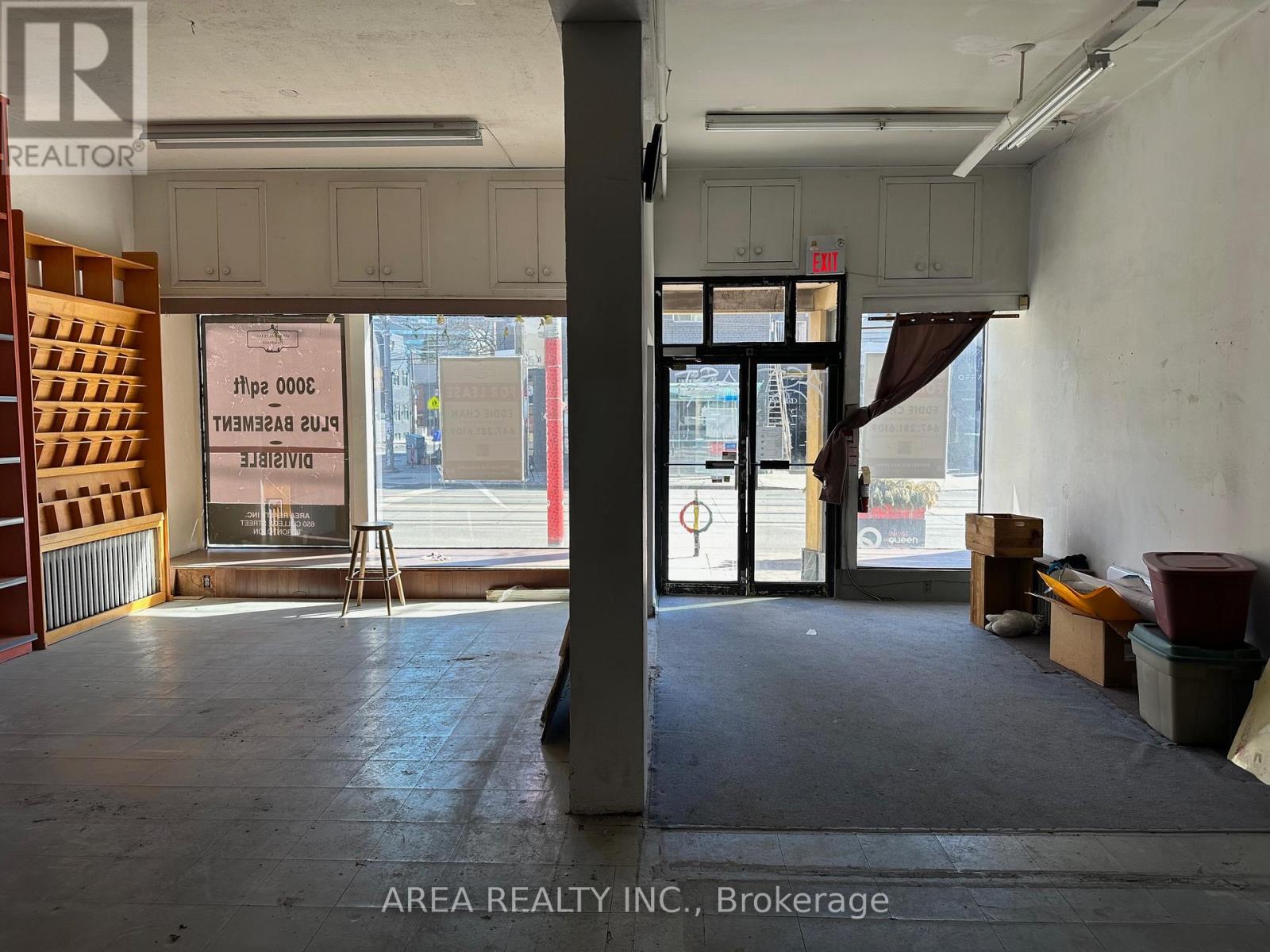 658 Queen Street W, Toronto, Ontario  M6J 1E5 - Photo 2 - C12072467