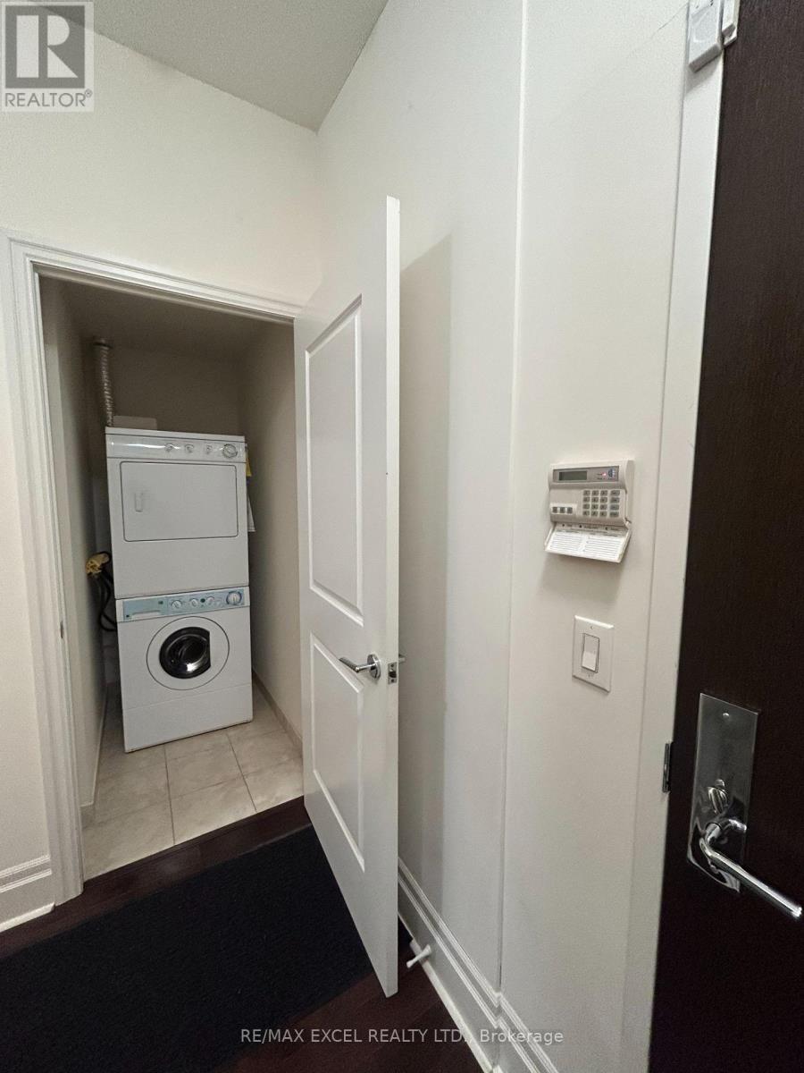 110 - 1 Upper Duke Crescent, Markham (Unionville), Ontario  L6G 0B6 - Photo 33 - N12074012