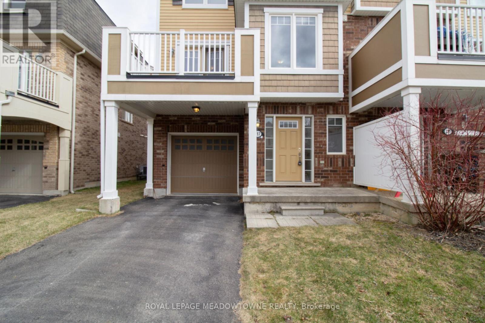 Property at 217 WOODLEY CRESCENT image 4