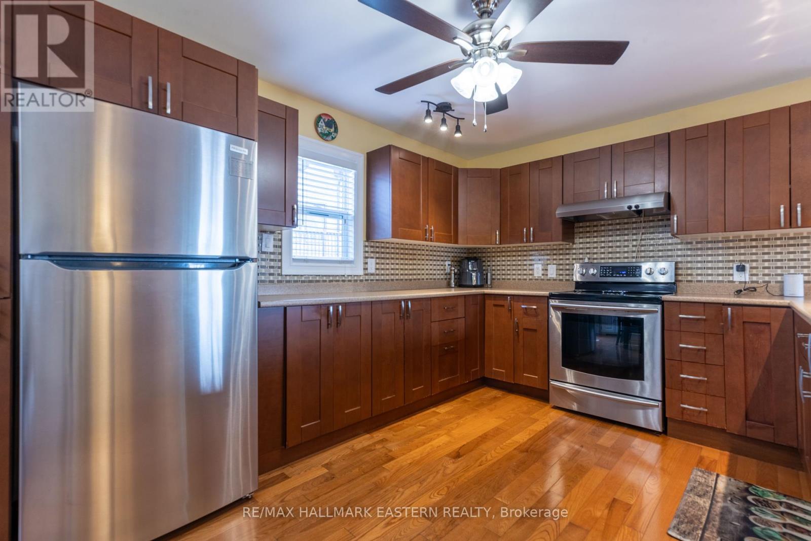 4 Hollyville Boulevard, Kawartha Lakes, Ontario  K0M 1L0 - Photo 13 - X12074292