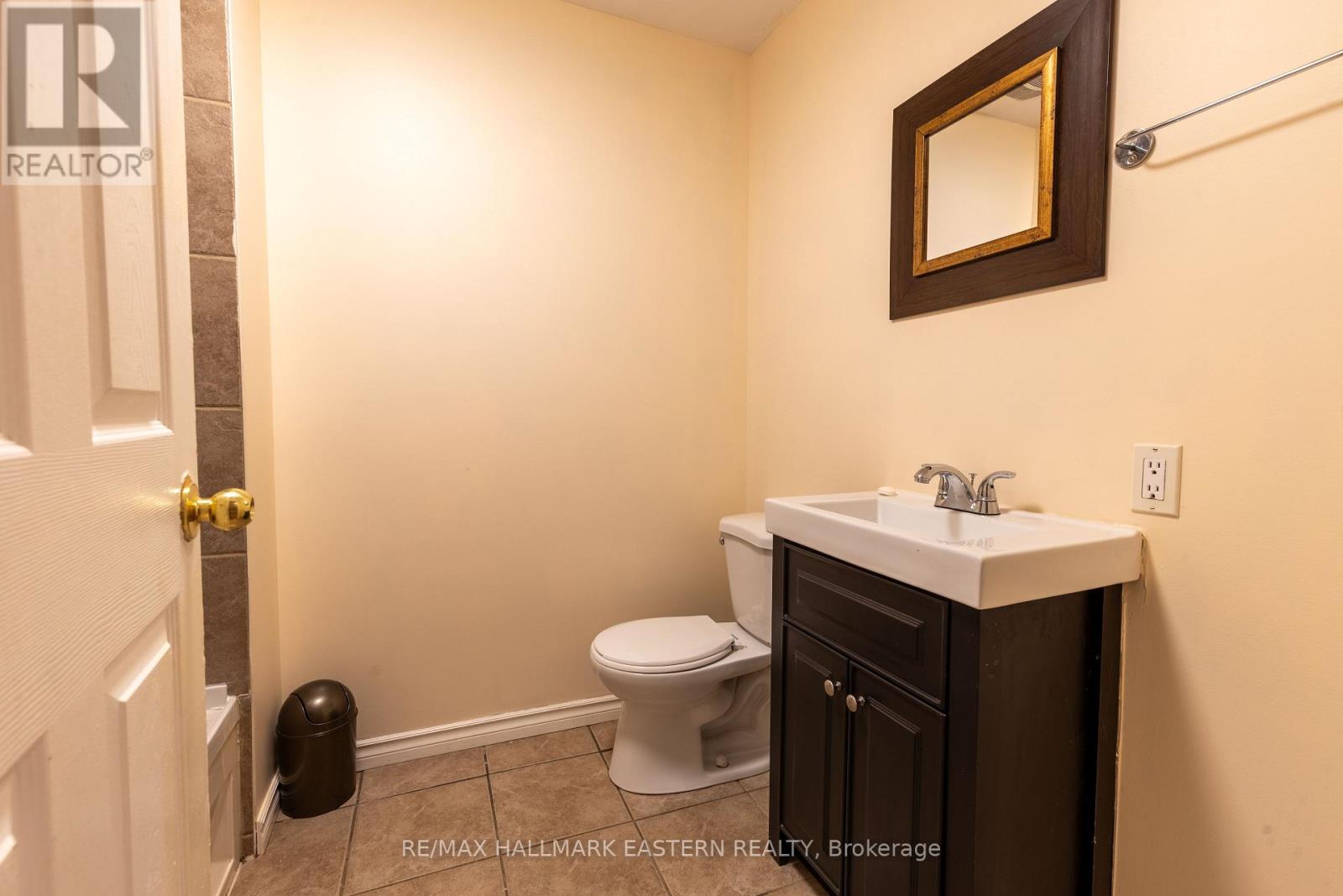 4 Hollyville Boulevard, Kawartha Lakes, Ontario  K0M 1L0 - Photo 26 - X12074292