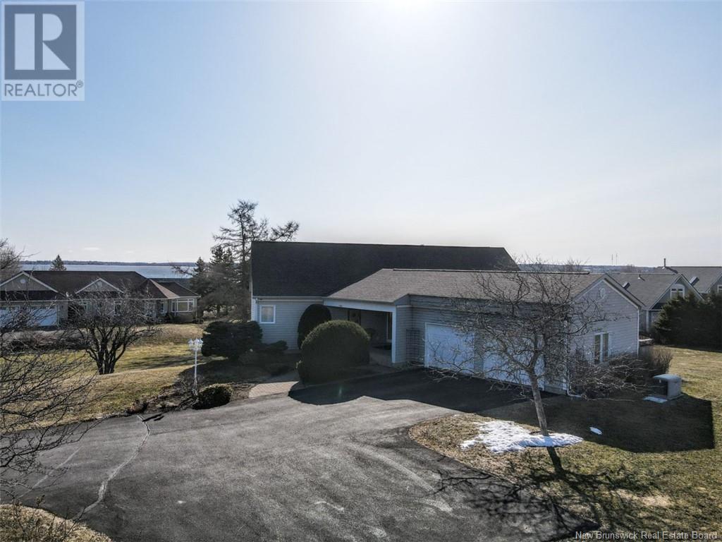 Property at 6 Baie Vista Court image 3