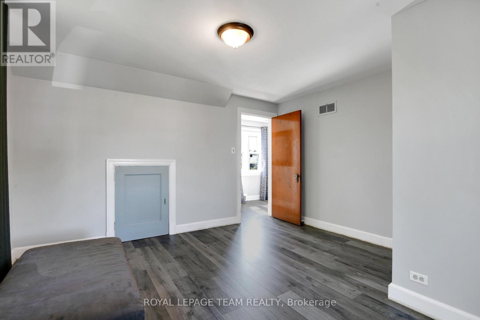450 Dominion Street, Renfrew, Ontario  K7V 1H6 - Photo 27 - X12074433
