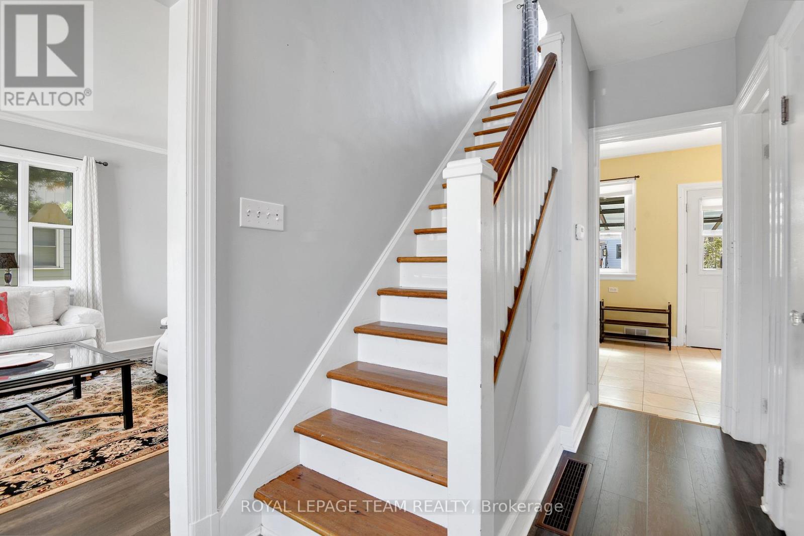 450 Dominion Street, Renfrew, Ontario  K7V 1H6 - Photo 7 - X12074433