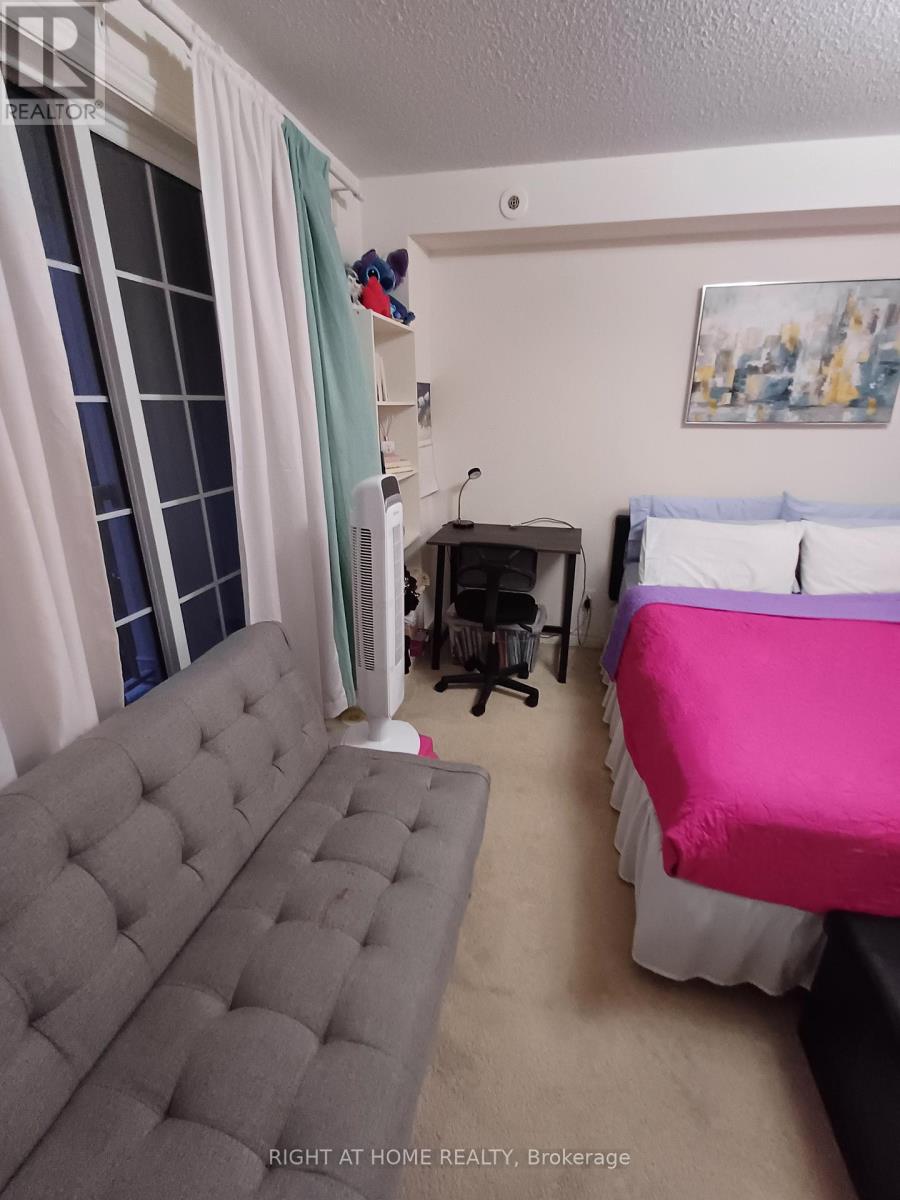 12 - 45 Cedarcroft Boulevard, Toronto (Westminster-Branson), Ontario  M2R 3Y2 - Photo 9 - C12073066