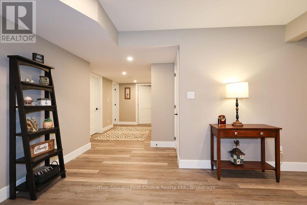 207 Duncan Street, West Perth, Ontario  N0K 1N0 - Photo 31 - X12074250
