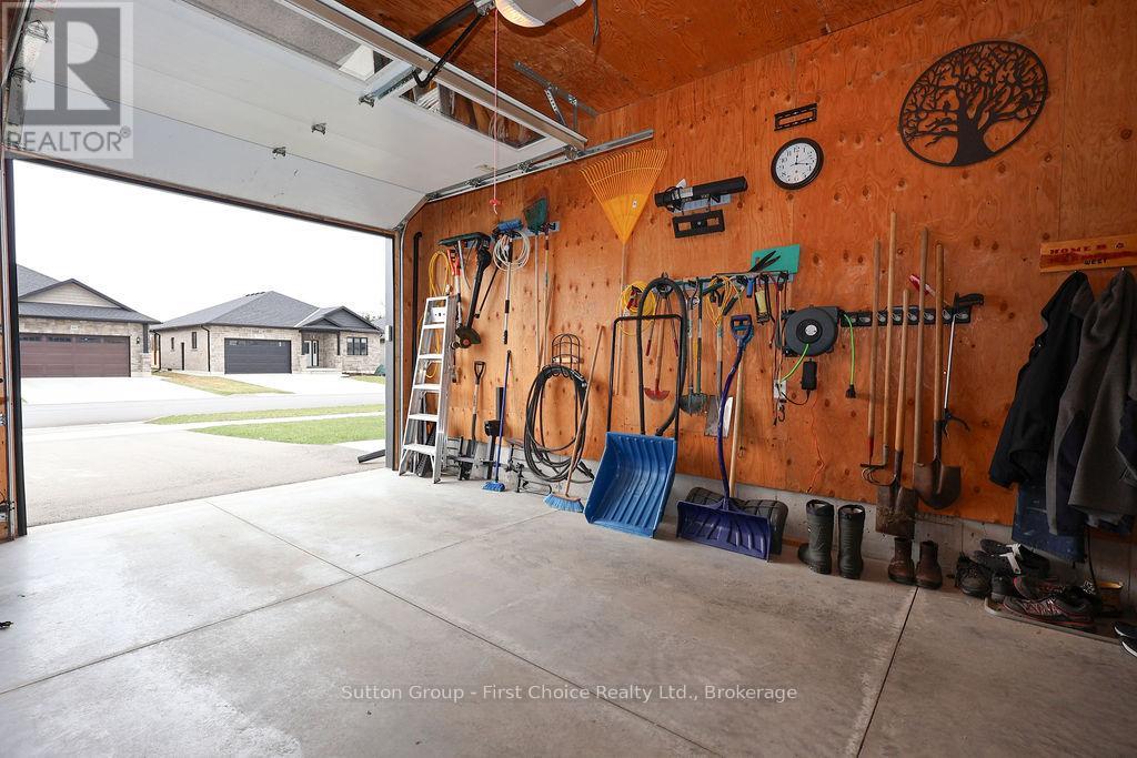 207 Duncan Street, West Perth, Ontario  N0K 1N0 - Photo 38 - X12074250