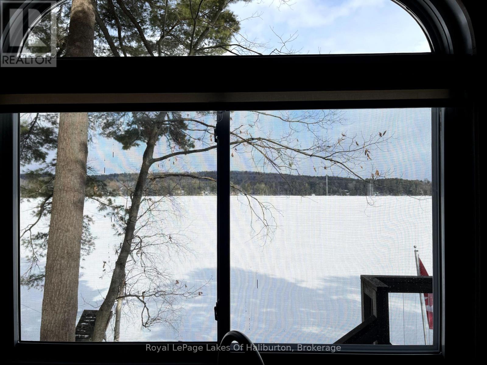 1085 Triple Creek Lane, Algonquin Highlands, Ontario  K0M 1S0 - Photo 18 - X12074277