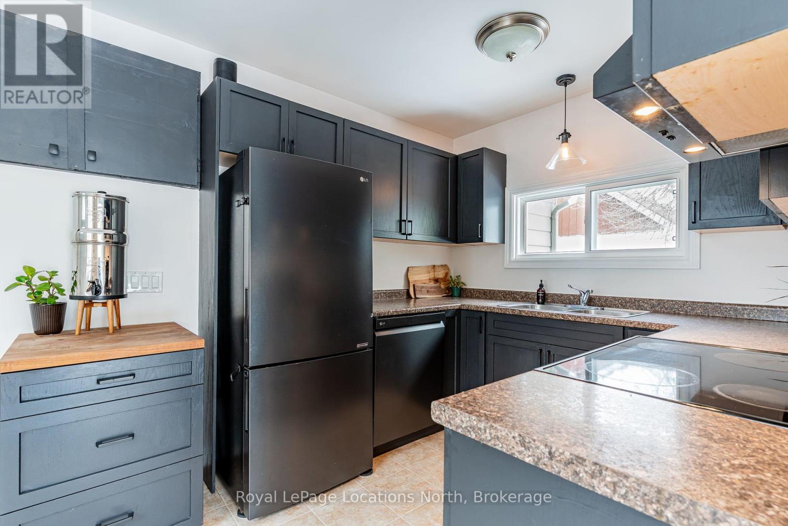 471 Birch Street, Collingwood, Ontario  L9Y 2W8 - Photo 16 - S12074361