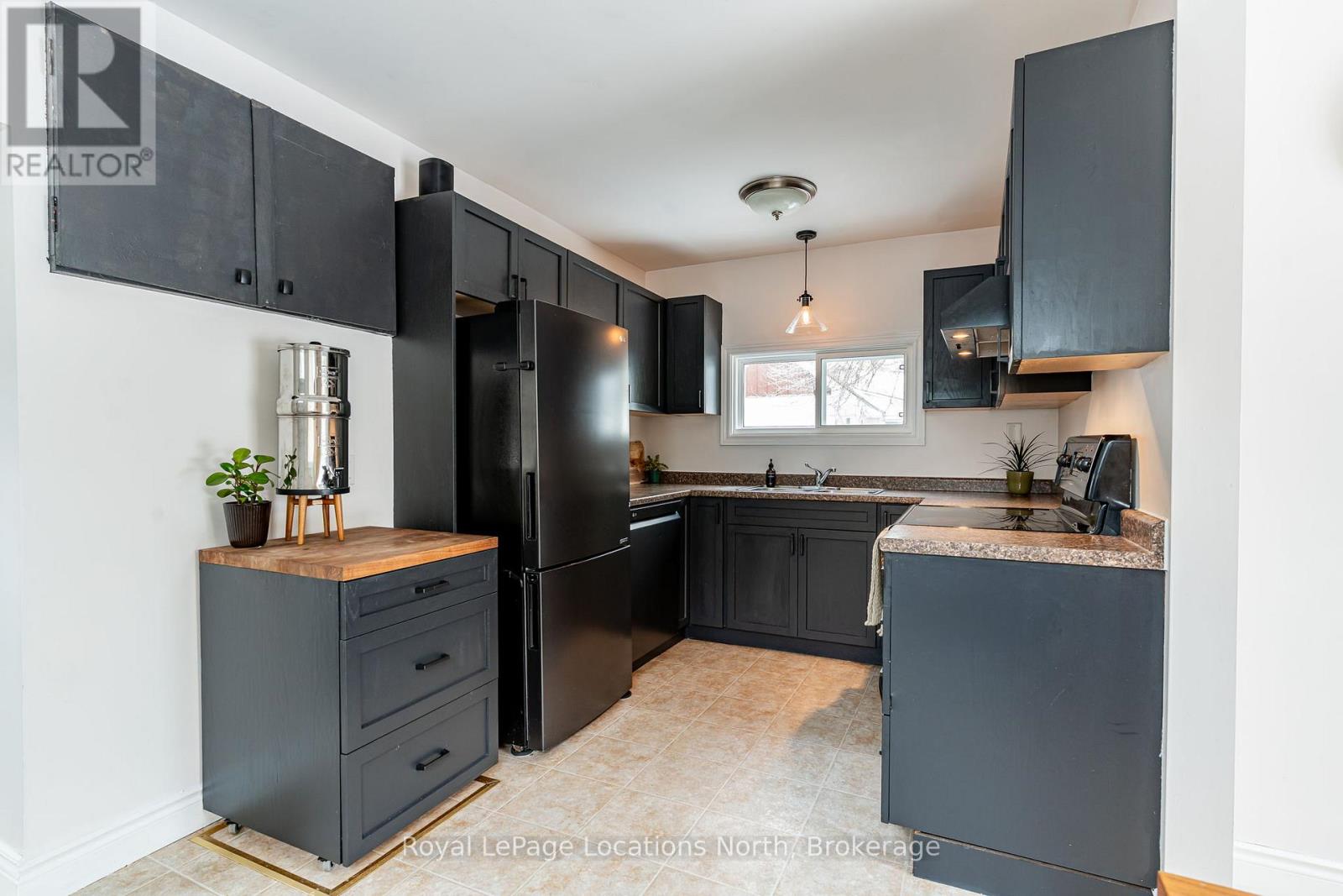 471 Birch Street, Collingwood, Ontario  L9Y 2W8 - Photo 18 - S12074361
