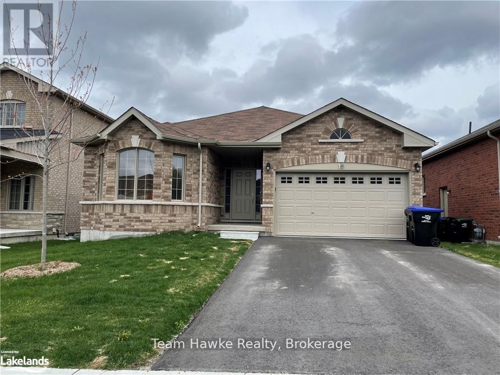 18 HEWSON STREET, Penetanguishene, Ontario