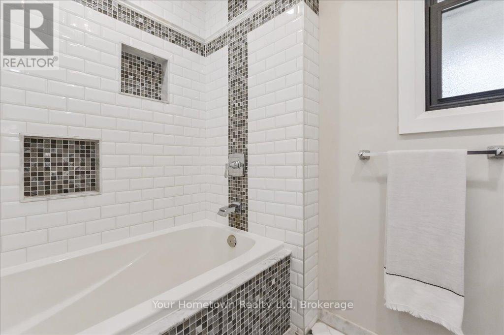 6878 Wellington Rd 16 Road, Centre Wellington, Ontario  N0B 1J0 - Photo 24 - X12074435