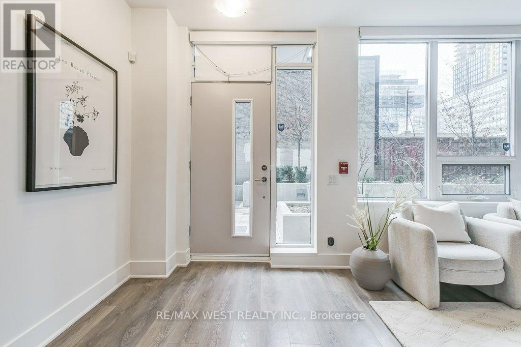 Property at TH105 - 120 PARLIAMENT STREET image 2