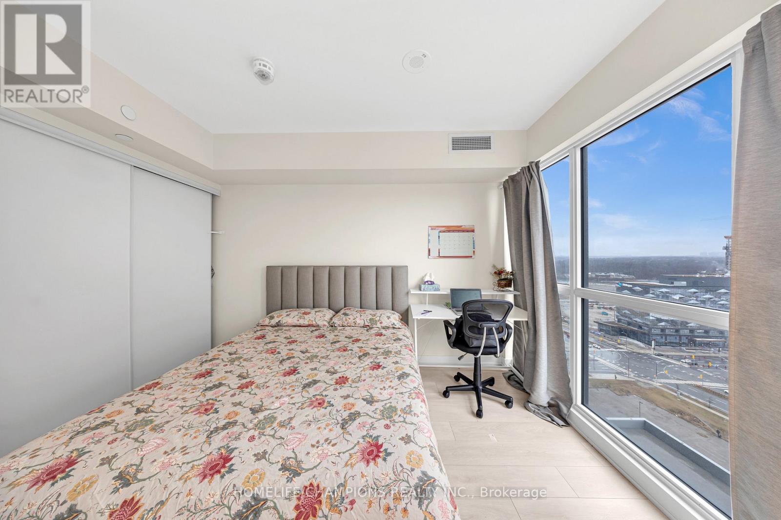 2303 - 2 Sonic Way, Toronto, Ontario  M3C 0P2 - Photo 12 - C12074261