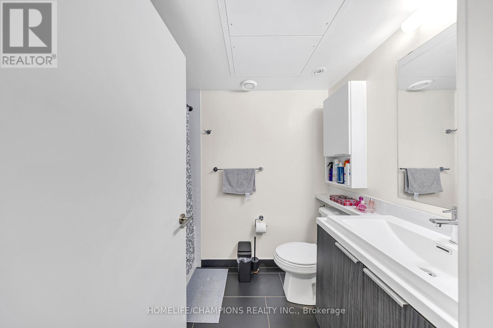 2303 - 2 Sonic Way, Toronto, Ontario  M3C 0P2 - Photo 15 - C12074261