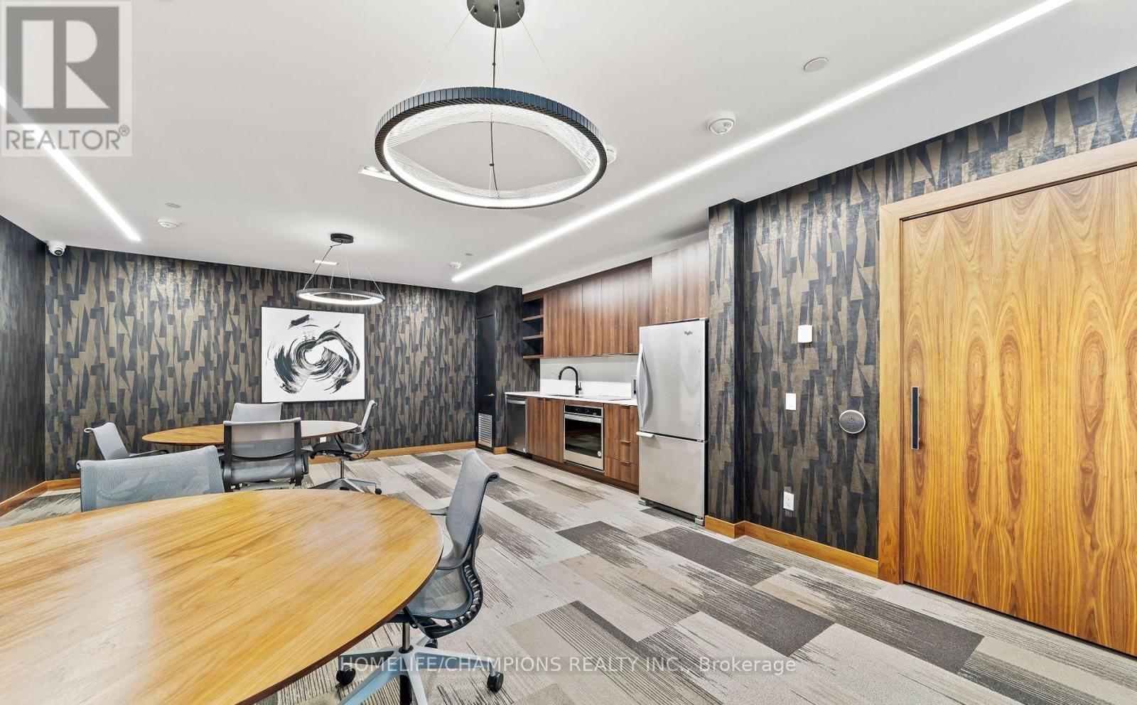 2303 - 2 Sonic Way, Toronto, Ontario  M3C 0P2 - Photo 32 - C12074261