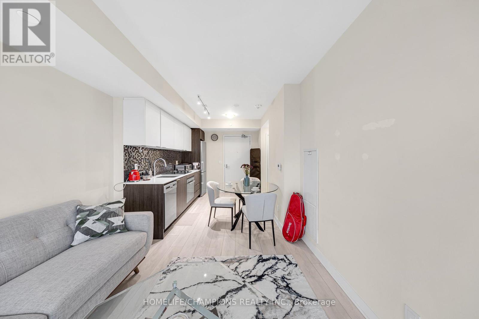 2303 - 2 Sonic Way, Toronto, Ontario  M3C 0P2 - Photo 6 - C12074261