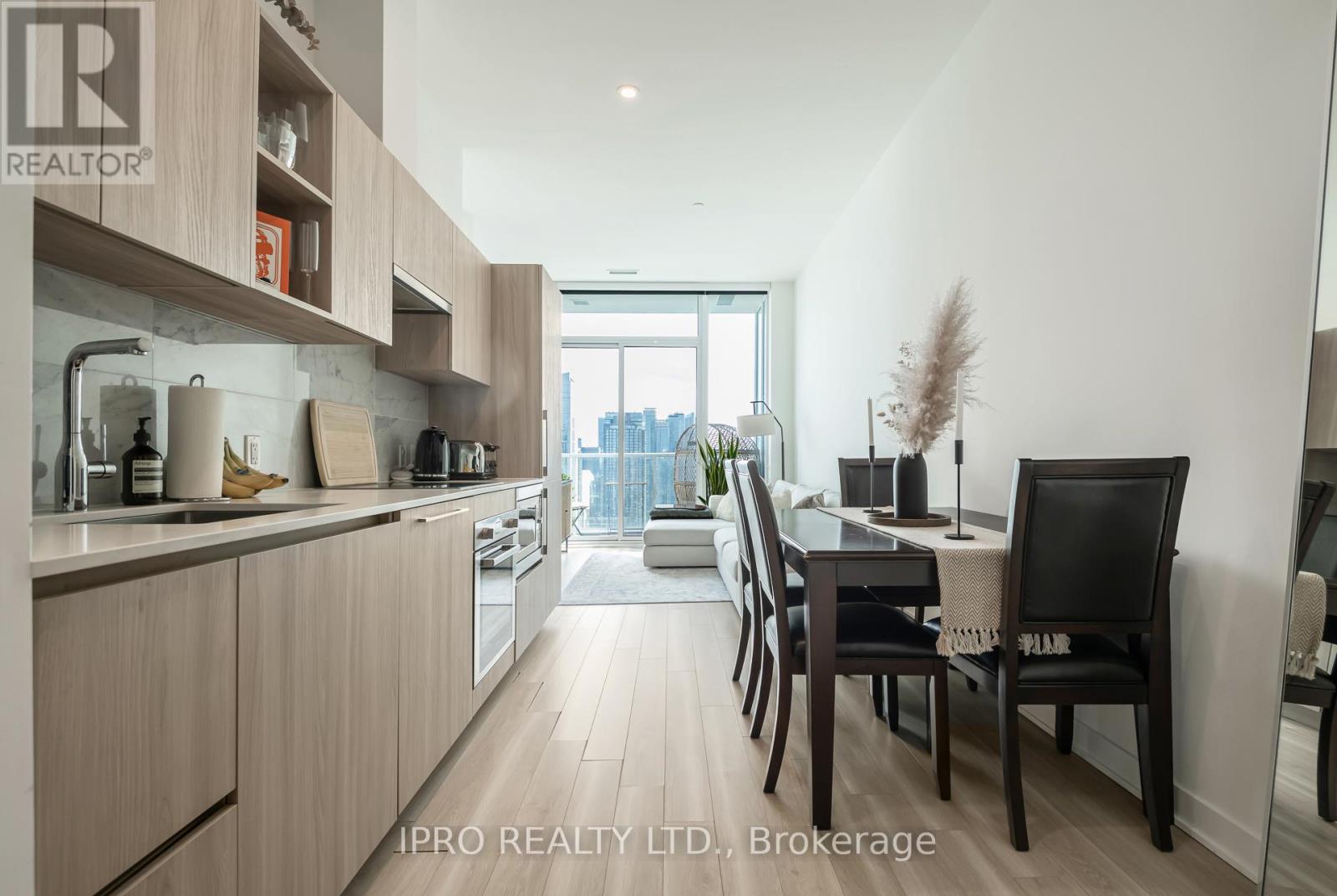 4206 - 19 Bathurst Street, Toronto (Waterfront Communities), Ontario  M5V 0M2 - Photo 12 - C12074346