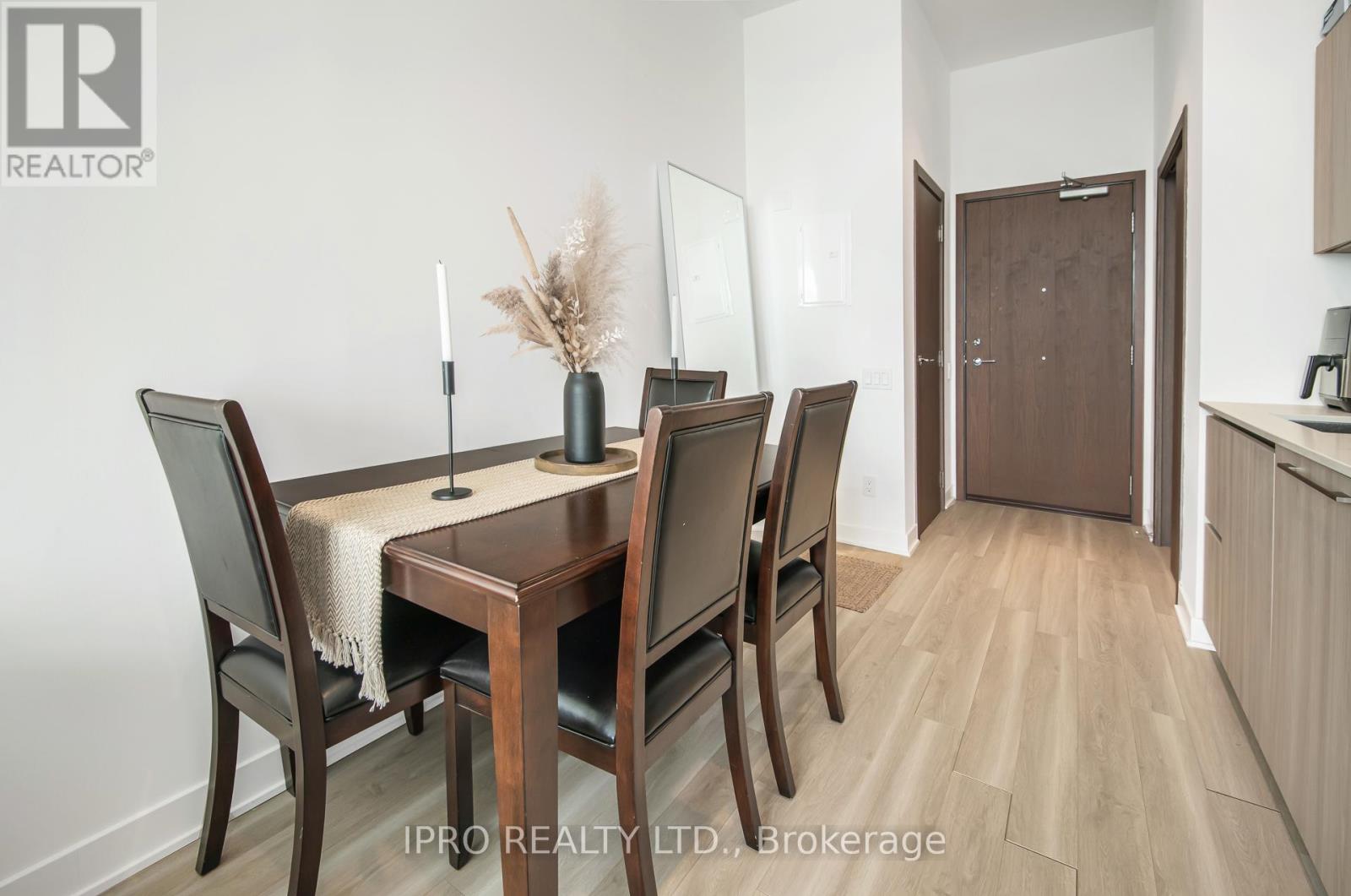4206 - 19 Bathurst Street, Toronto (Waterfront Communities), Ontario  M5V 0M2 - Photo 16 - C12074346