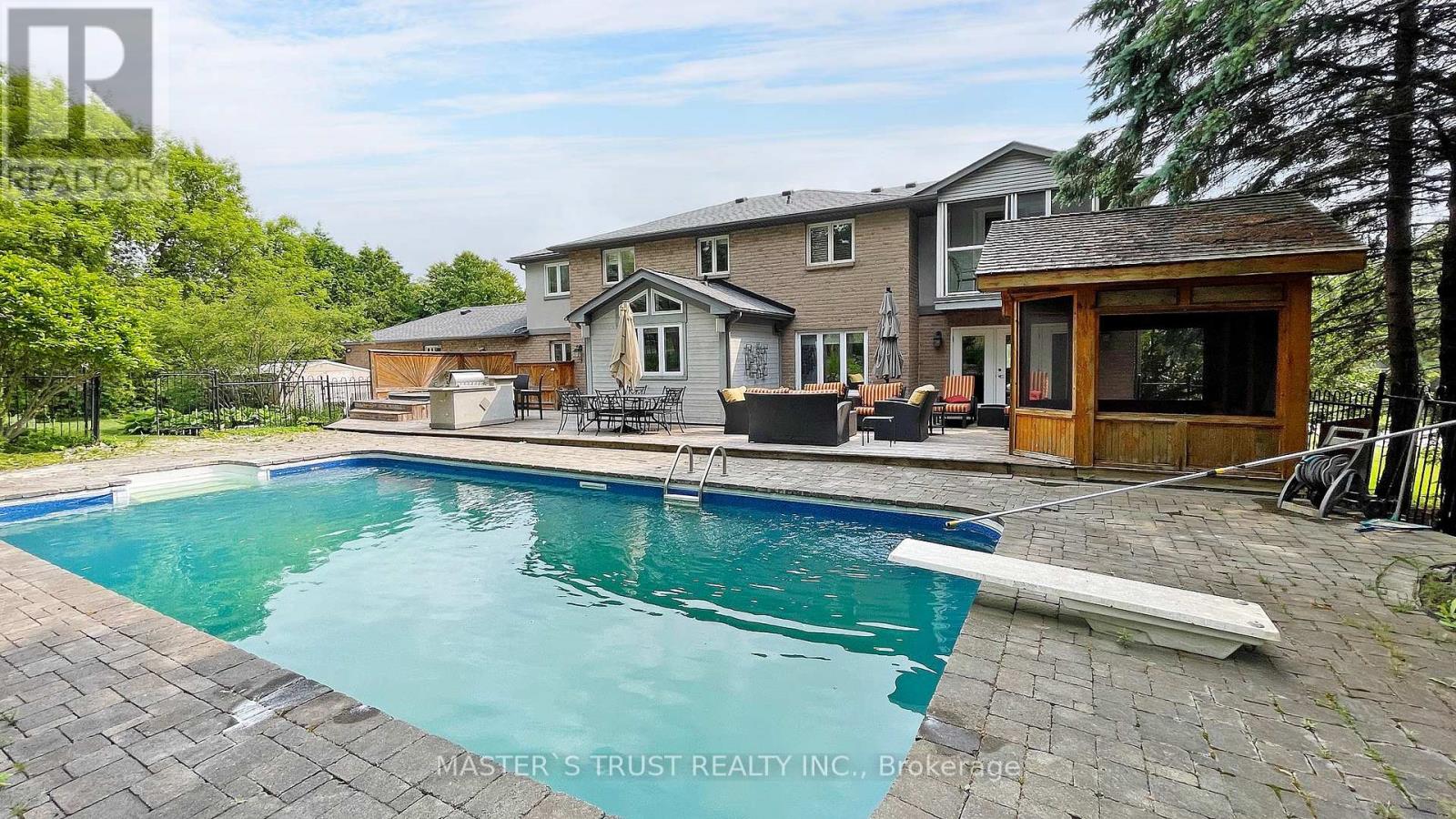 Property at 14 LADY DIANA COURT image 3