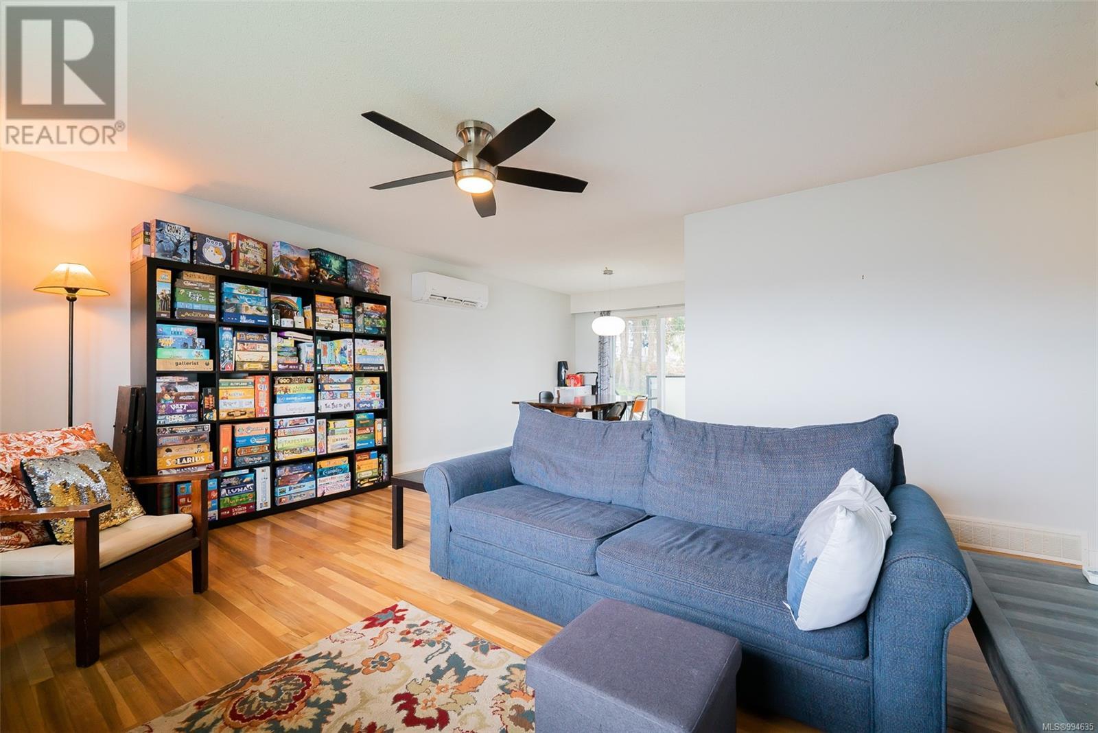 Property at 90 Wakesiah Ave image 4