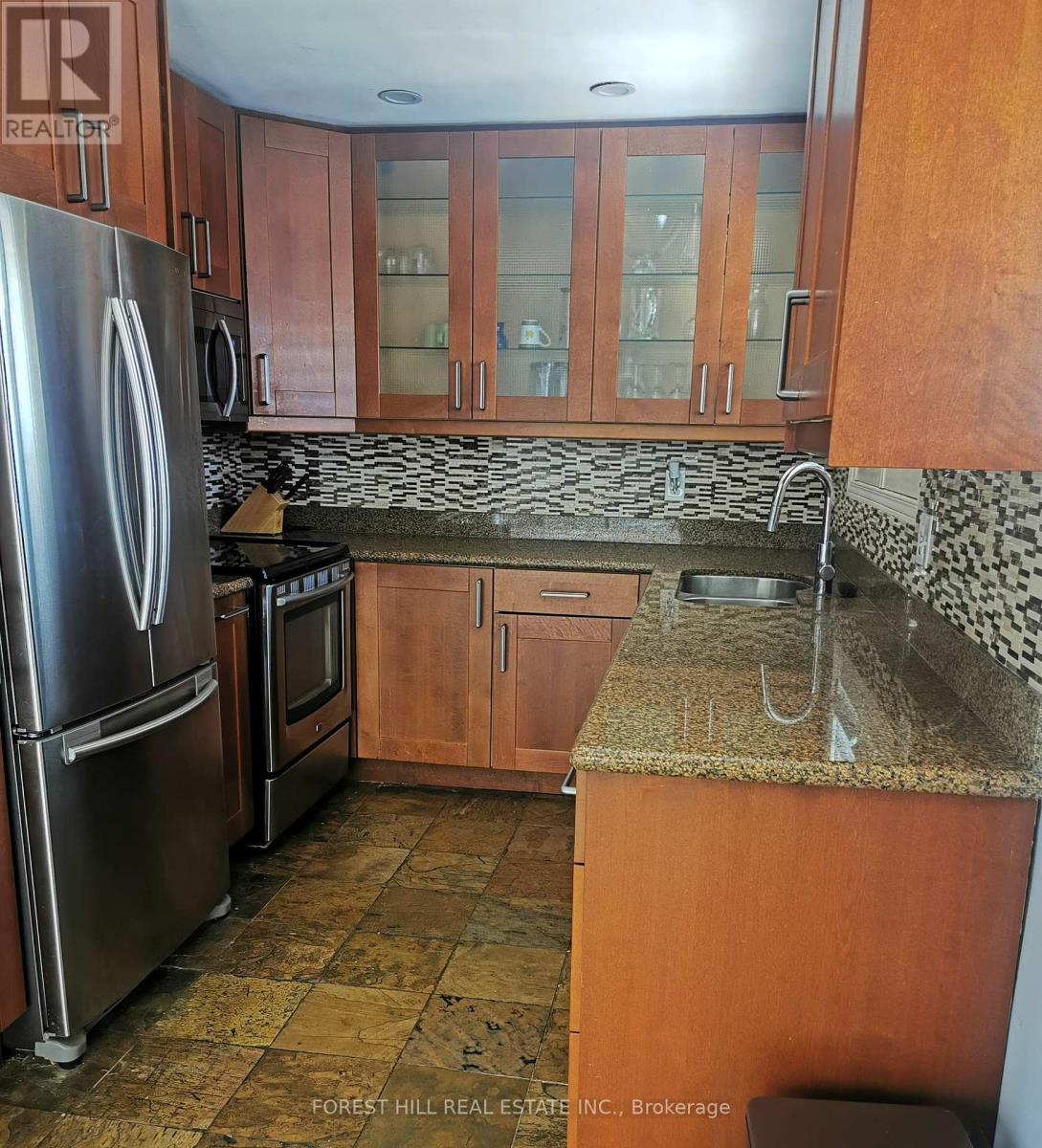 Property at 2322 WYANDOTTE DRIVE image 3