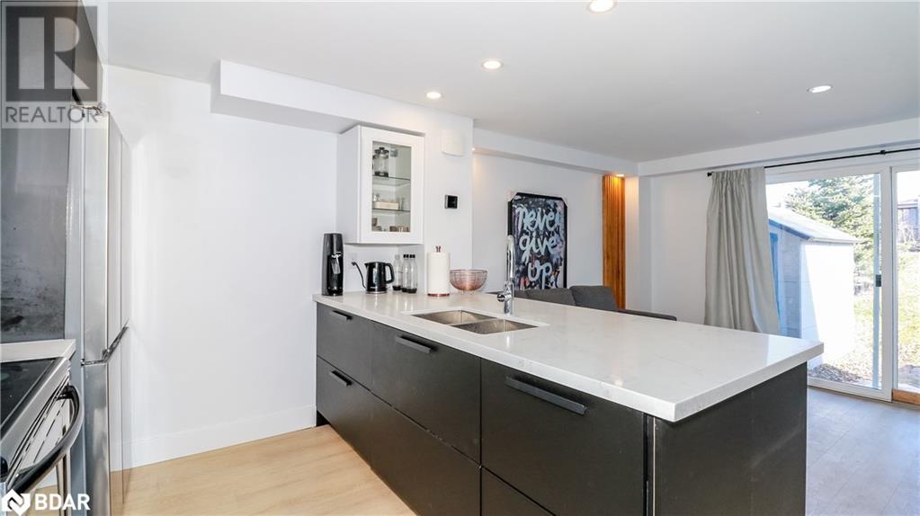 Property at 358 DUNSMORE Lane image 4