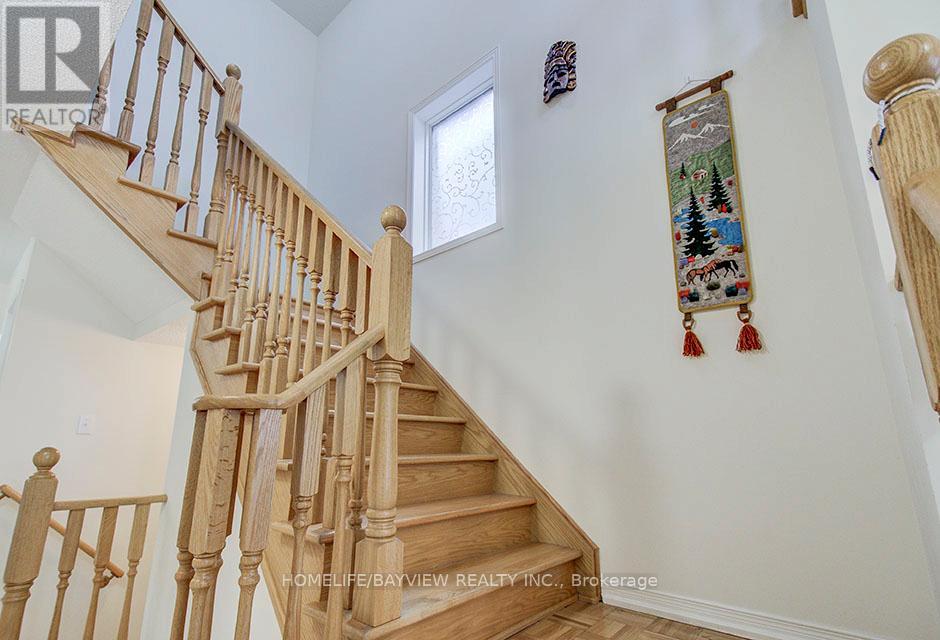 26 Hare Farm Gate, Whitchurch-Stouffville, Ontario  L4A 0Y6 - Photo 20 - N12073995