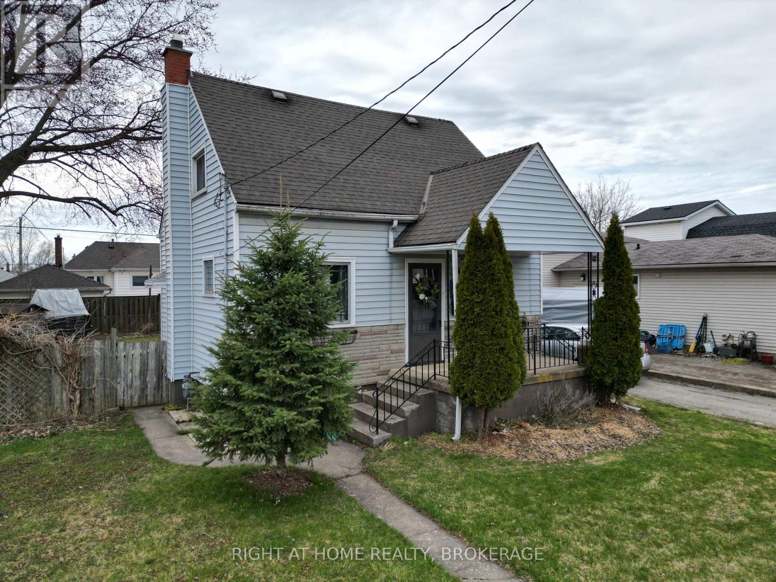Property at 506 SOUTHWORTH STREET S image 3