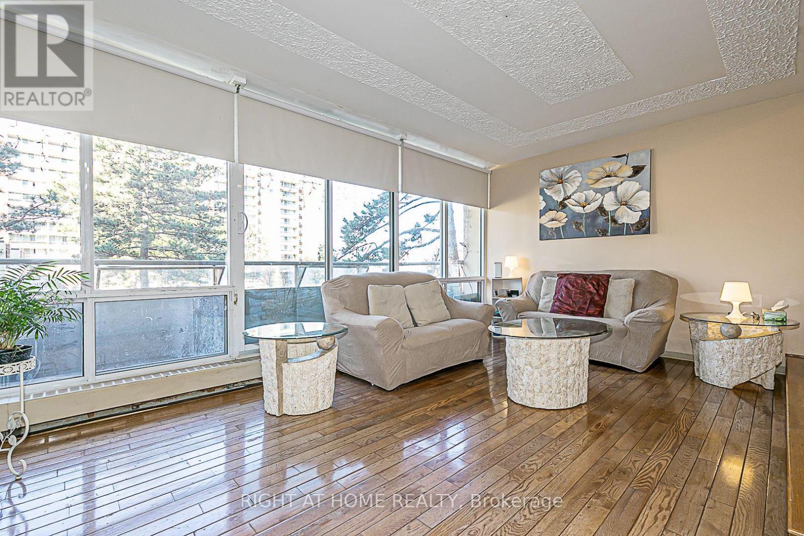 212 - 19 Four Winds Drive, Toronto (York University Heights), Ontario  M3J 2S9 - Photo 10 - W12074397