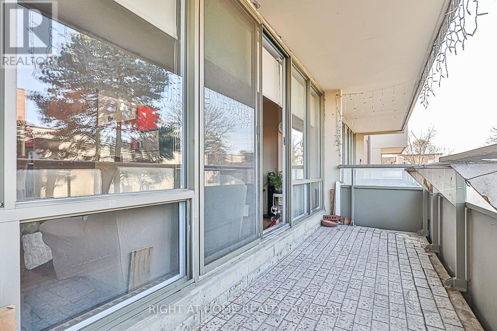 212 - 19 Four Winds Drive, Toronto (York University Heights), Ontario  M3J 2S9 - Photo 19 - W12074397
