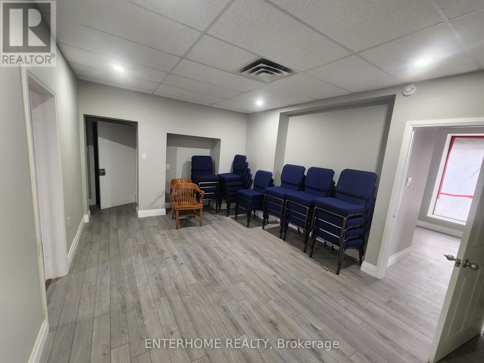 1a - 51 Queen Street E, Brampton (Downtown Brampton), Ontario  L6W 2A7 - Photo 8 - W12074440