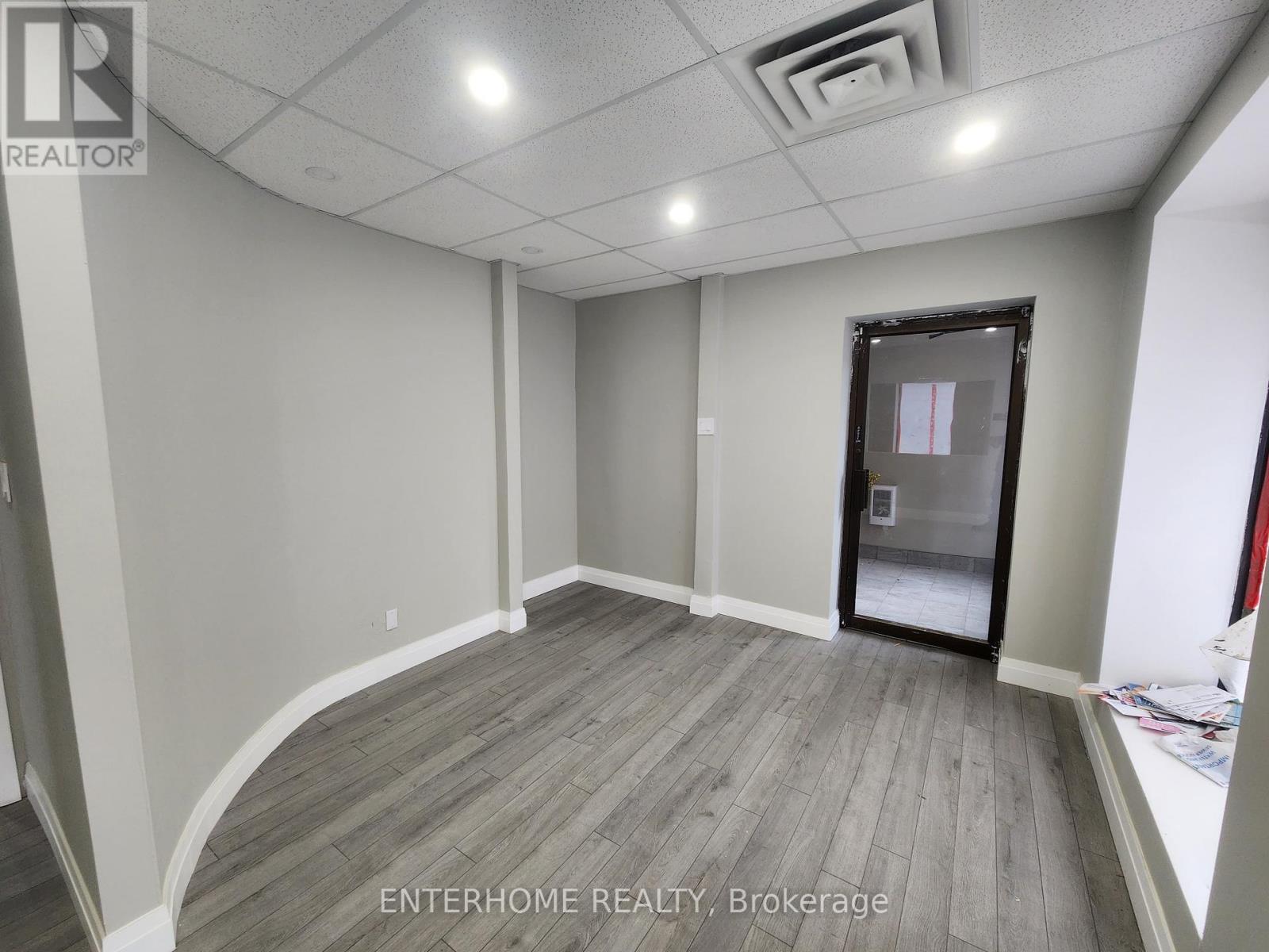 1a - 51 Queen Street E, Brampton (Downtown Brampton), Ontario  L6W 2A7 - Photo 9 - W12074440