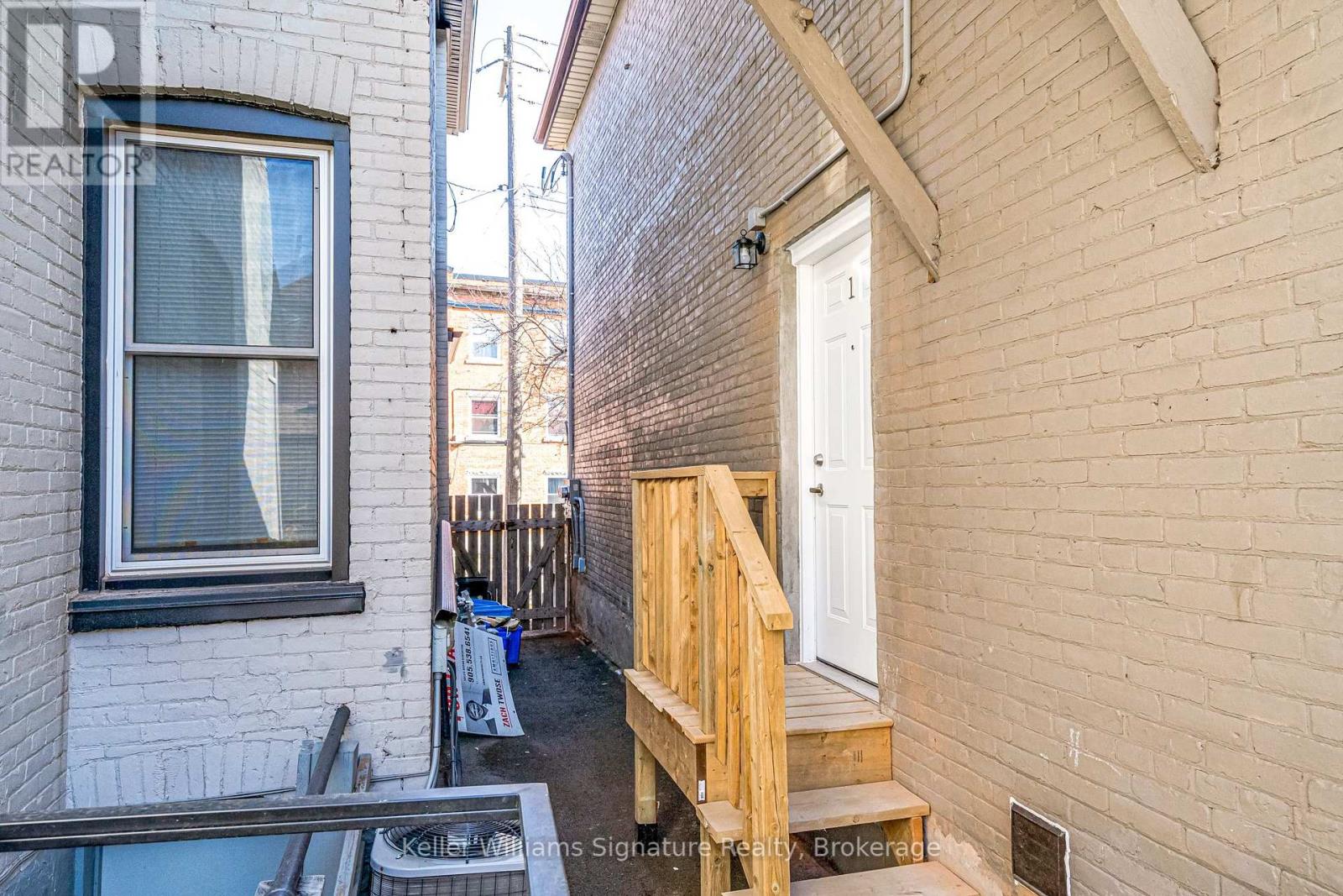 1 - 460 King William Street, Hamilton, Ontario  L8L 1P9 - Photo 19 - X12074441