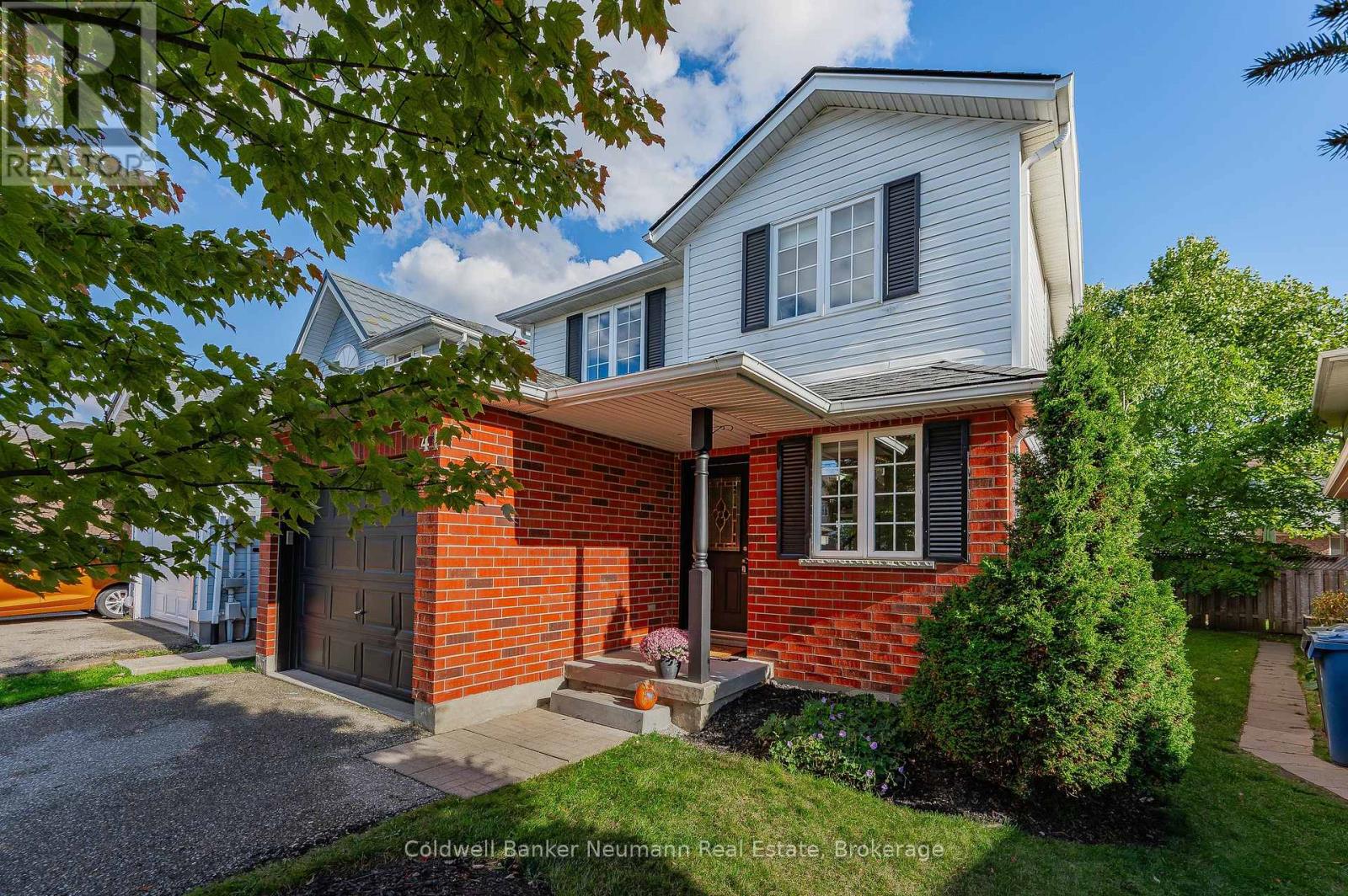 41 Hagan Avenue, Guelph, Ontario  N1E 7B7 - Photo 2 - X12074451