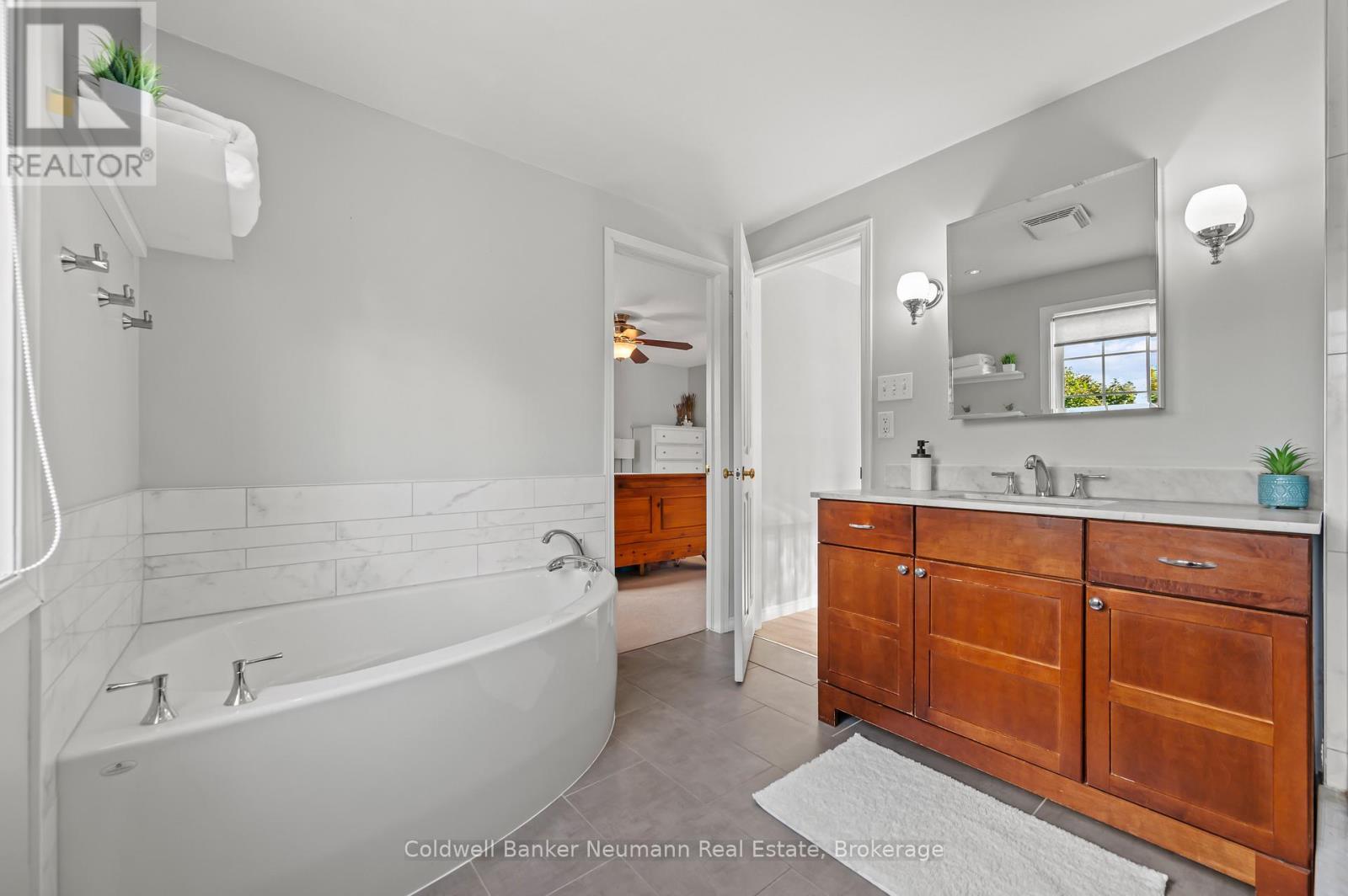 41 Hagan Avenue, Guelph, Ontario  N1E 7B7 - Photo 28 - X12074451