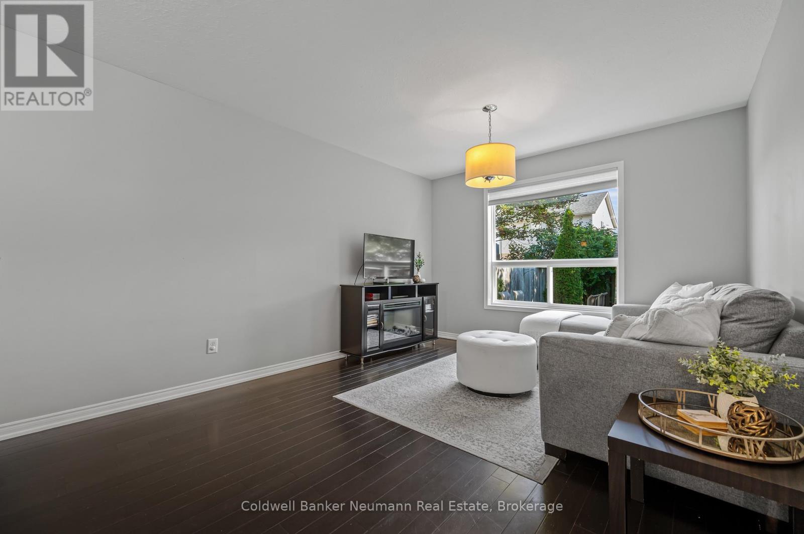 41 Hagan Avenue, Guelph, Ontario  N1E 7B7 - Photo 8 - X12074451