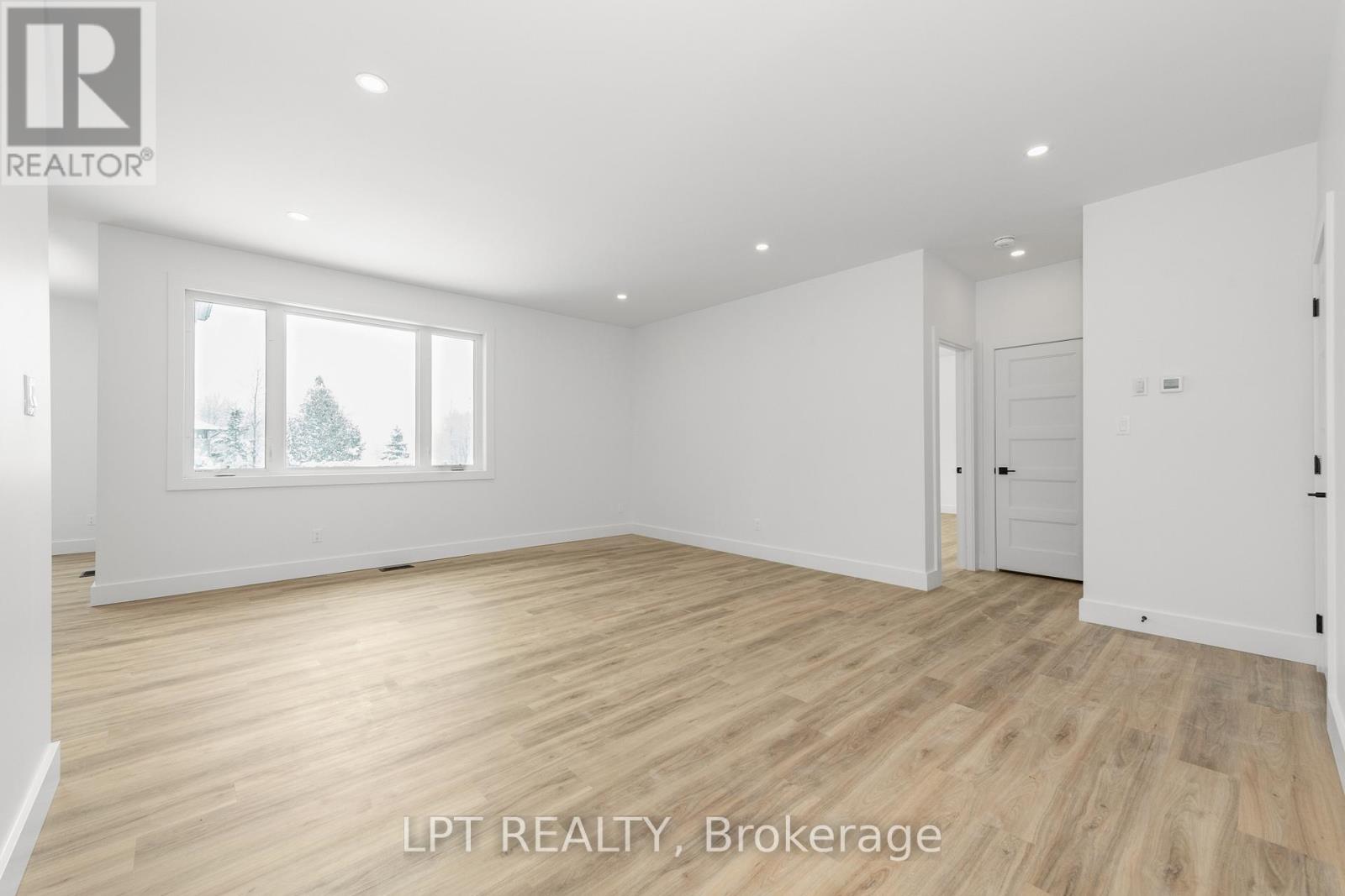 6008 Ottawa Street E, Ottawa, Ontario  K0A 2Z0 - Photo 4 - X12074474