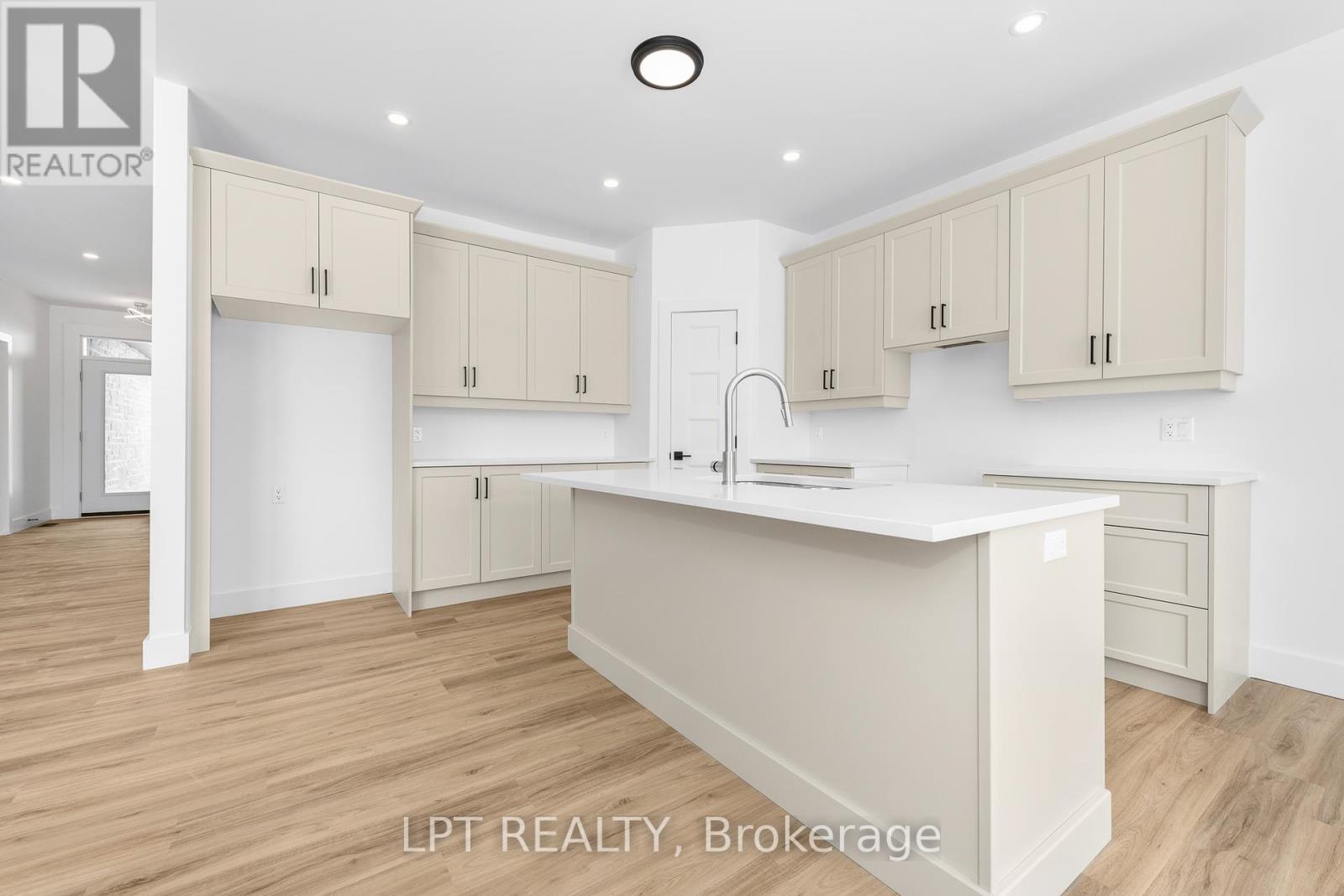 6008 Ottawa Street E, Ottawa, Ontario  K0A 2Z0 - Photo 8 - X12074474