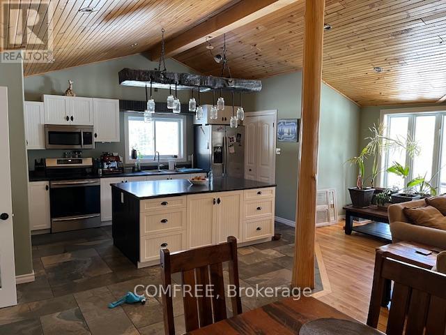 1694 Siberia Road, Madawaska Valley, Ontario  K0J 1B0 - Photo 3 - X12074531