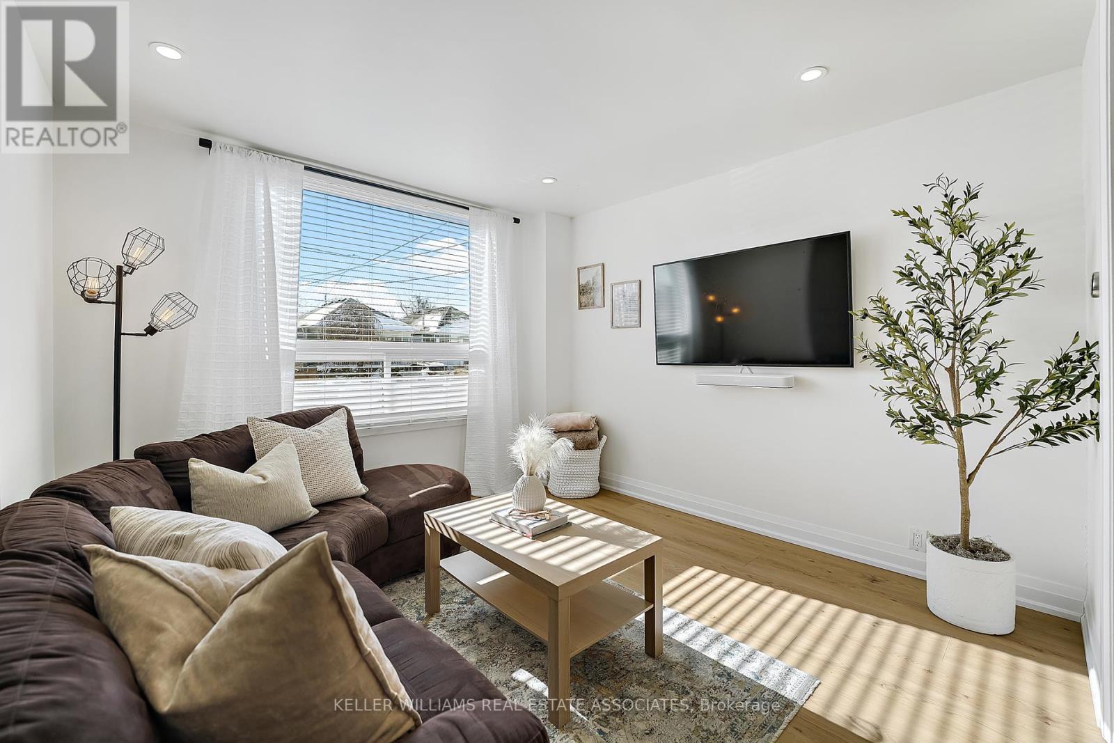 Property at 29 NEWLANDS AVENUE image 3