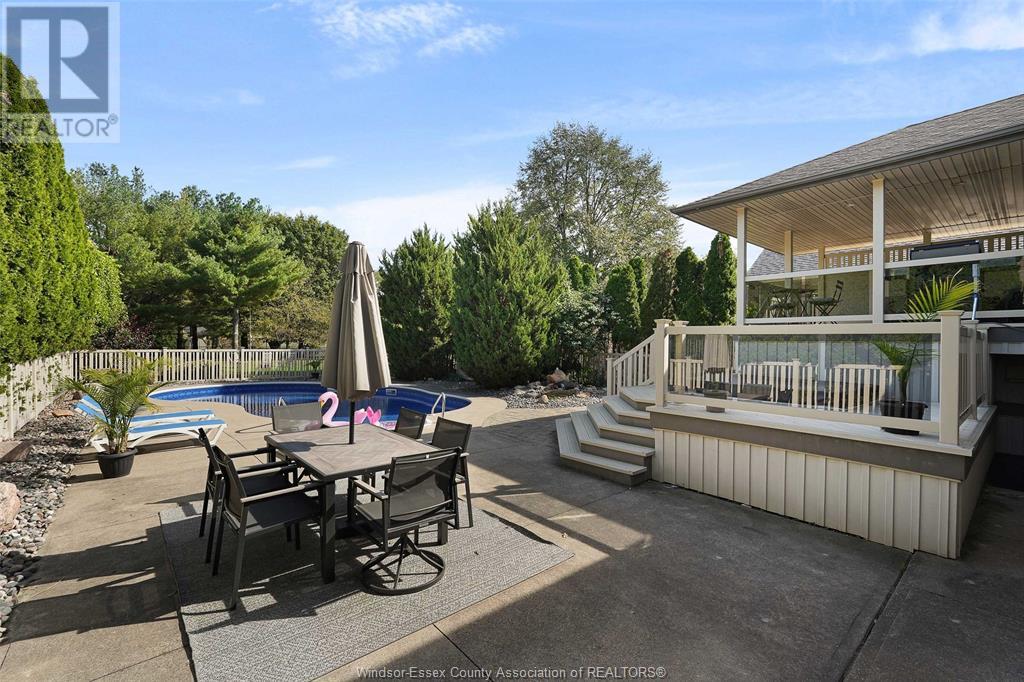 Property at 206 BEECHWOOD image 5