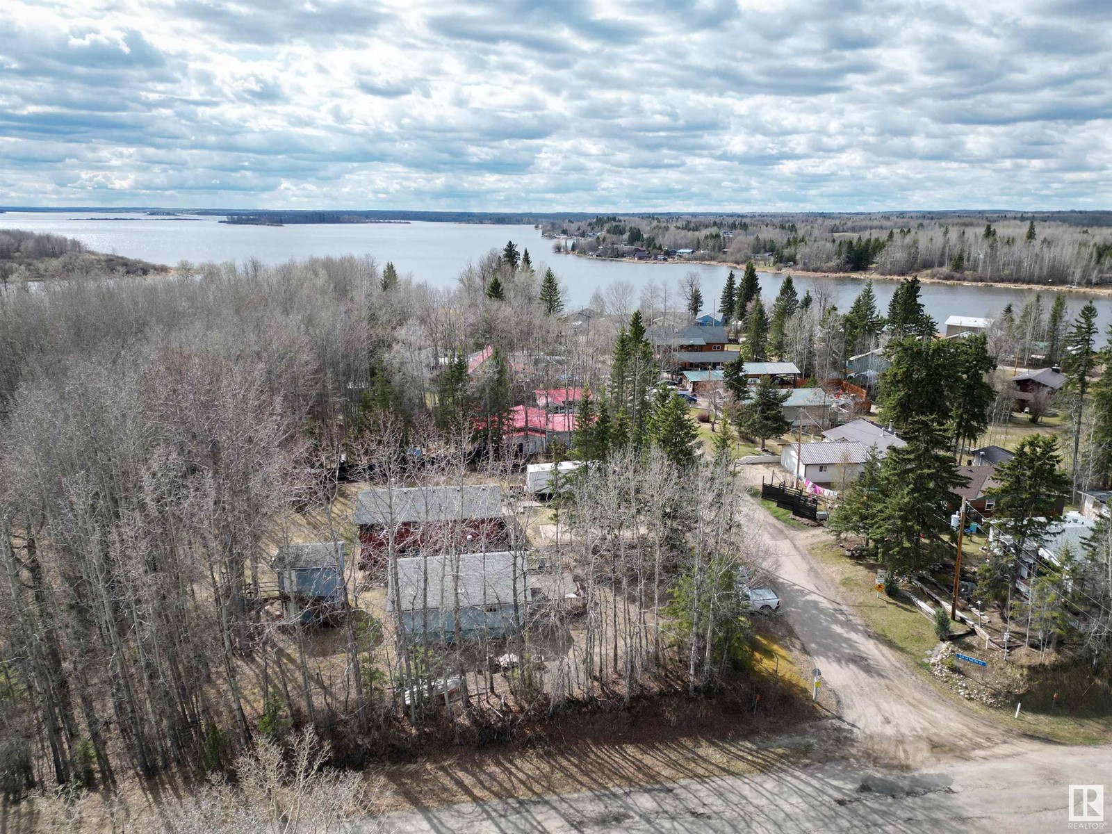 #1 54114 Rge Rd 52, Rural Lac Ste. Anne County, Alberta  T0E 1H0 - Photo 2 - E4430033