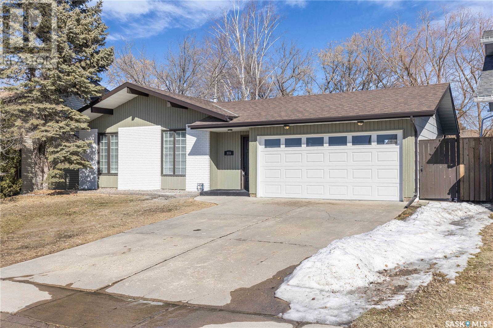 Property at 355 Thain CRESCENT image 2