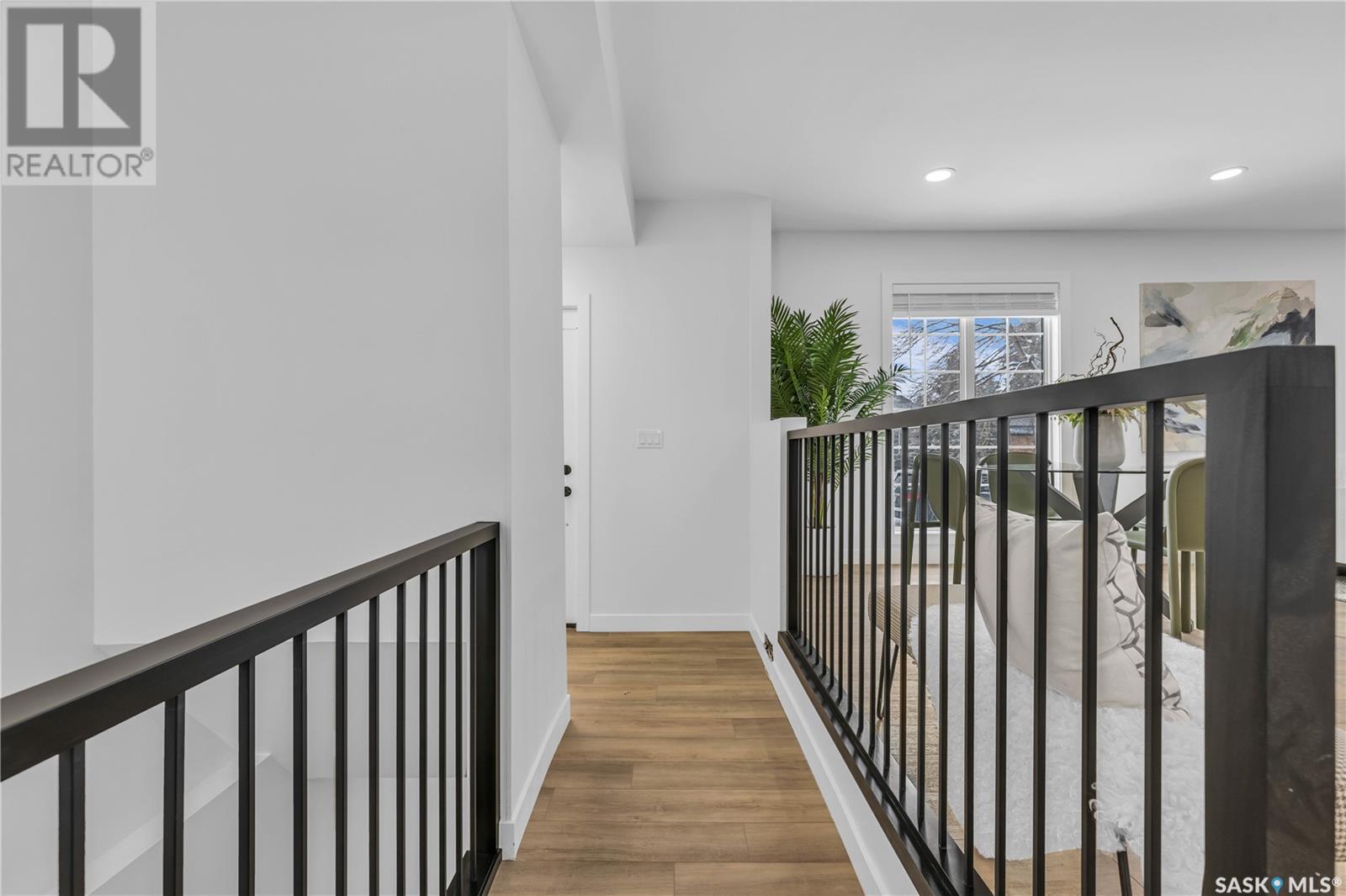 Property at 355 Thain CRESCENT image 4