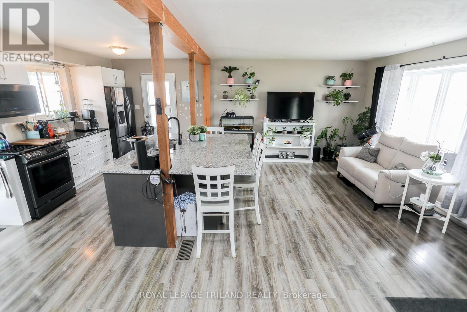 139 Coulter Avenue, Central Elgin, Ontario  N5R 5A6 - Photo 6 - X12074582