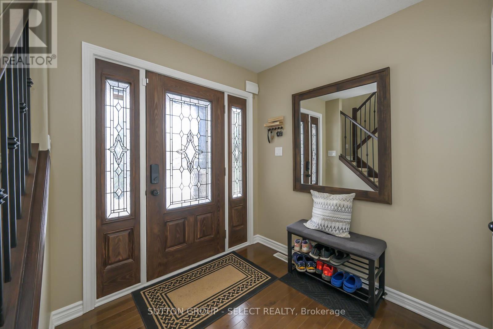 Photo 4 of 42 for 1849 Devos Drive