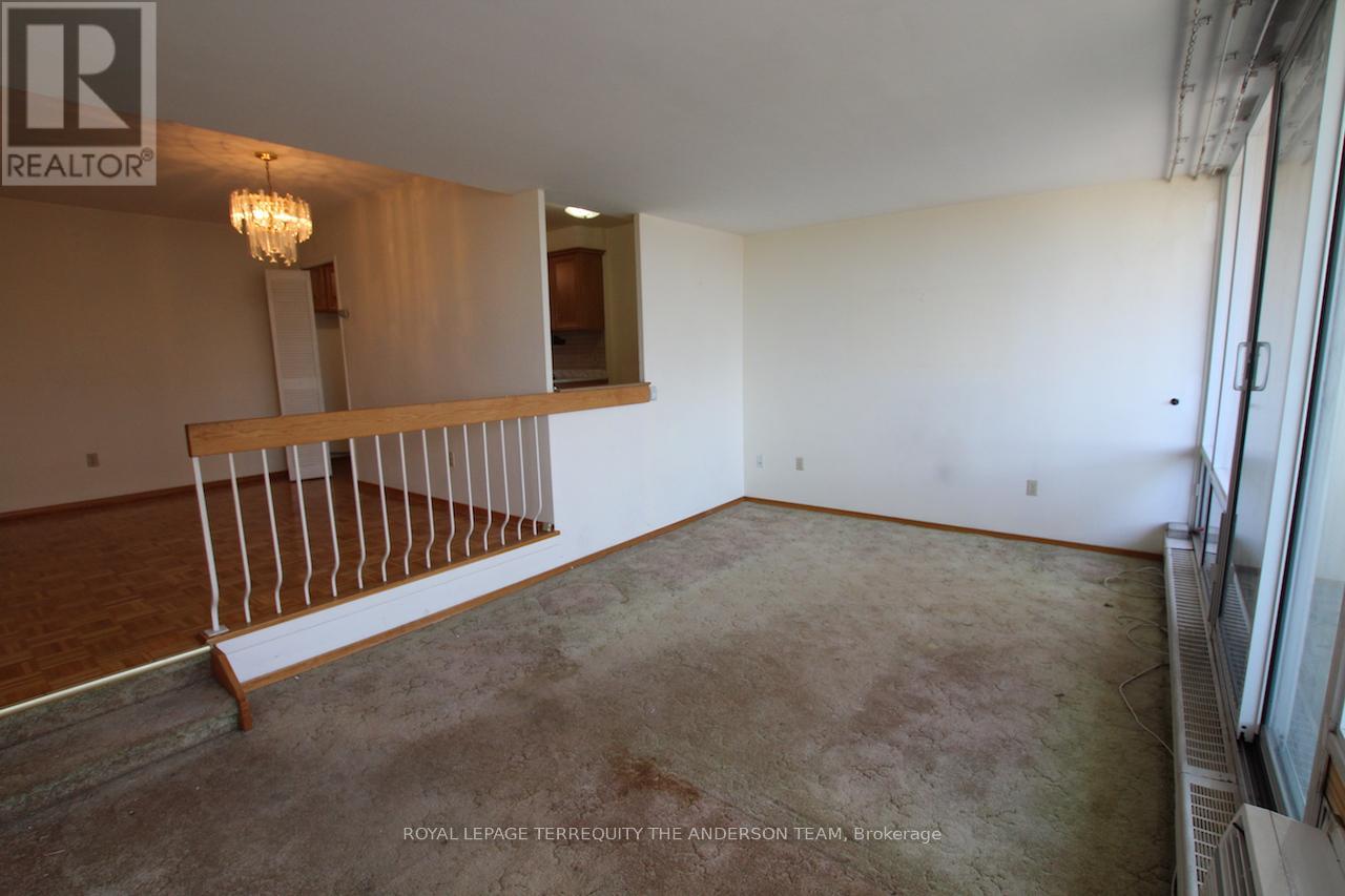 Property at 402 - 9 FOUR WINDS DRIVE image 3
