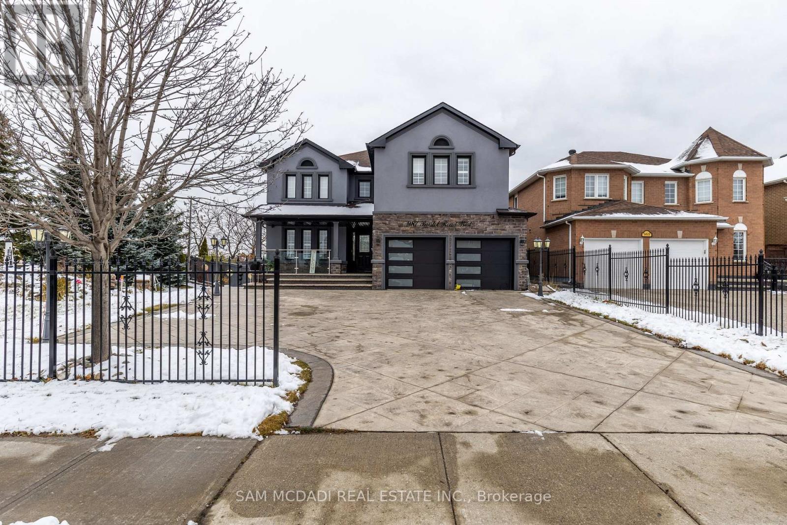 Bsmt - 987 Bristol Road W, Mississauga (East Credit), Ontario  L5V 2N9 - Photo 5 - W12074534
